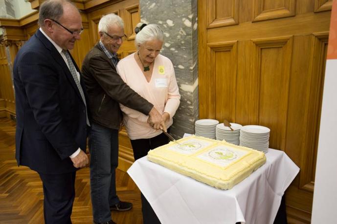 Cutting Organic Cake